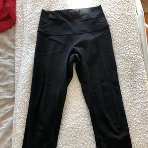 Lululemon wanderlust cropped leggings